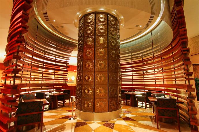 Al Ghurair Rayhaan by Rotana