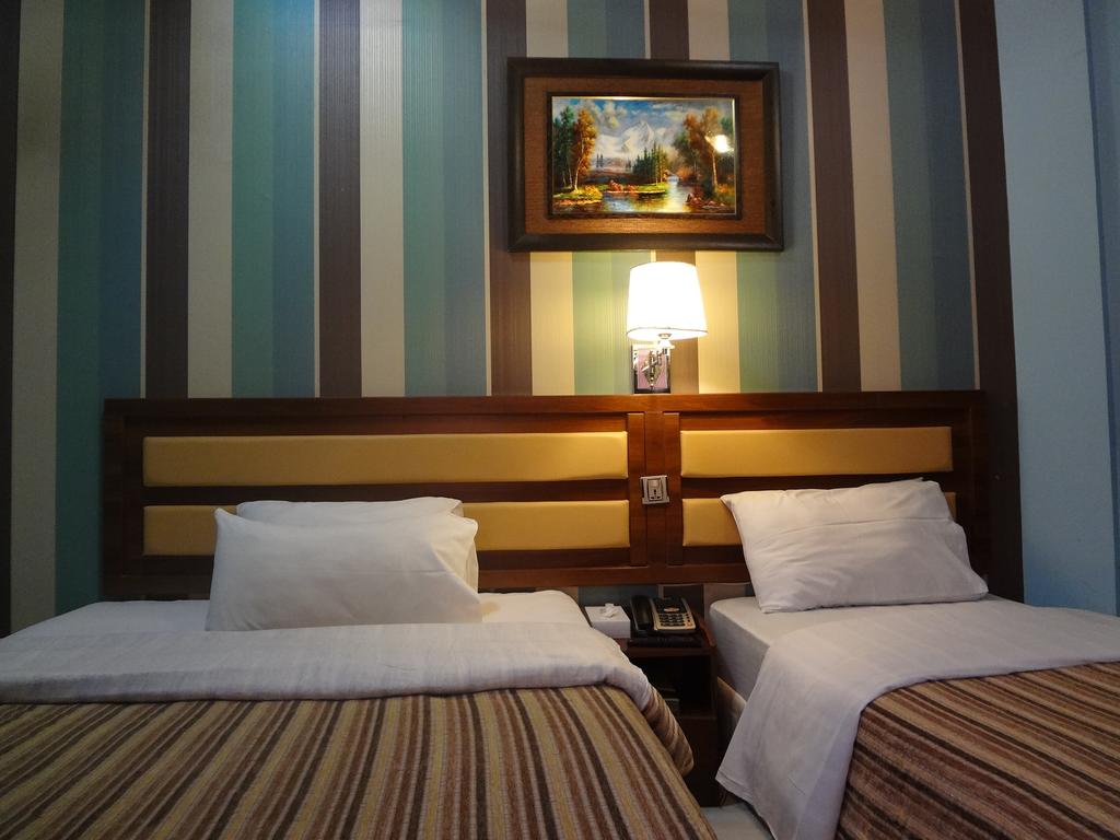 Downtown Hotel